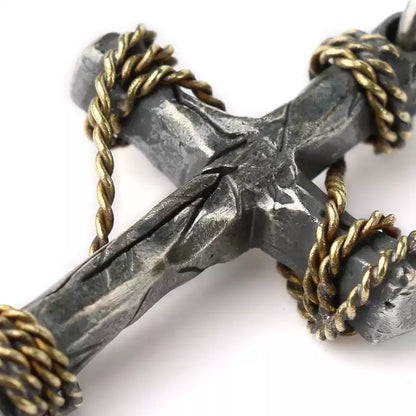 Cracked Cross Pendant Necklake